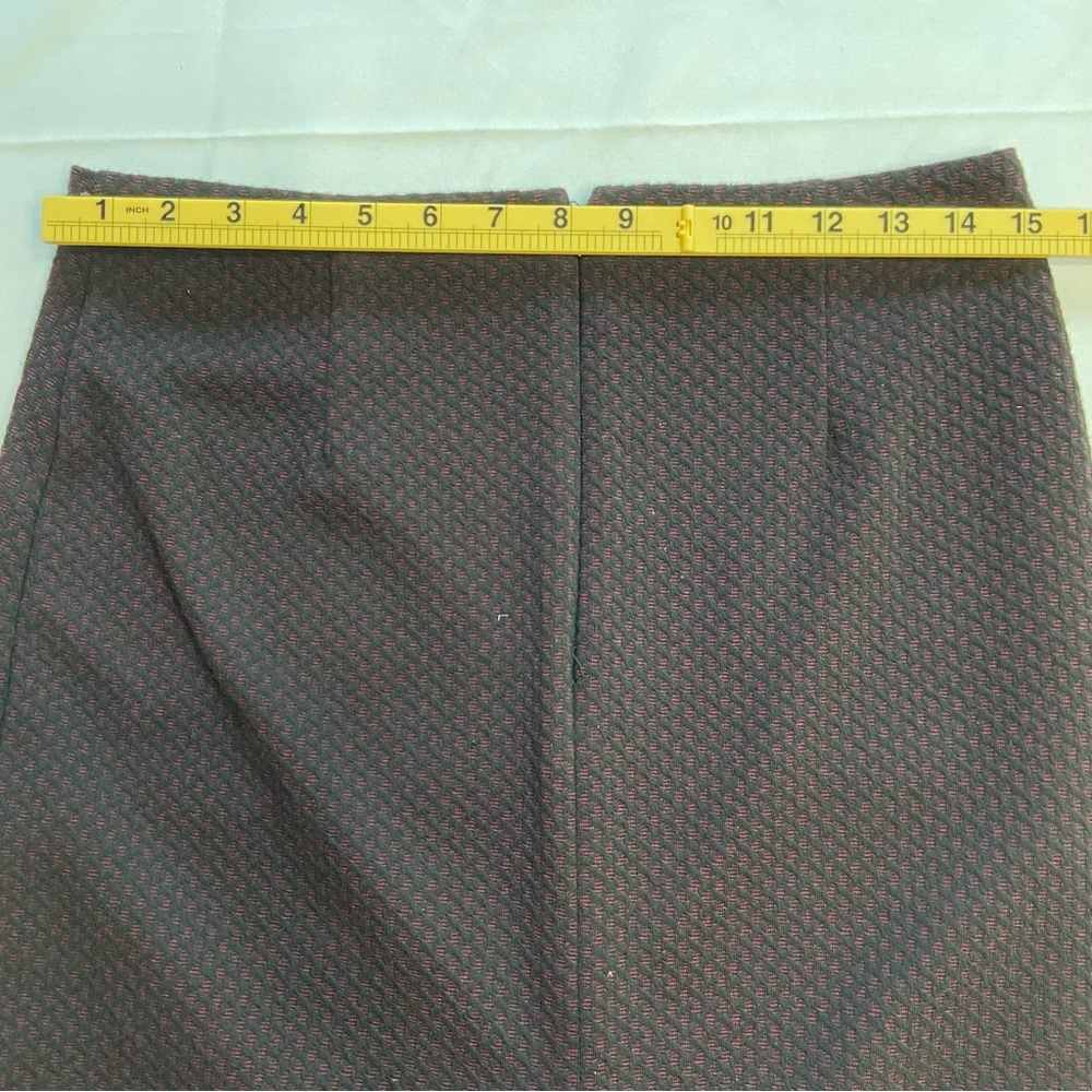 Banana Republic Black Knee-Length Pencil Skirt - Picture 7 of 8
